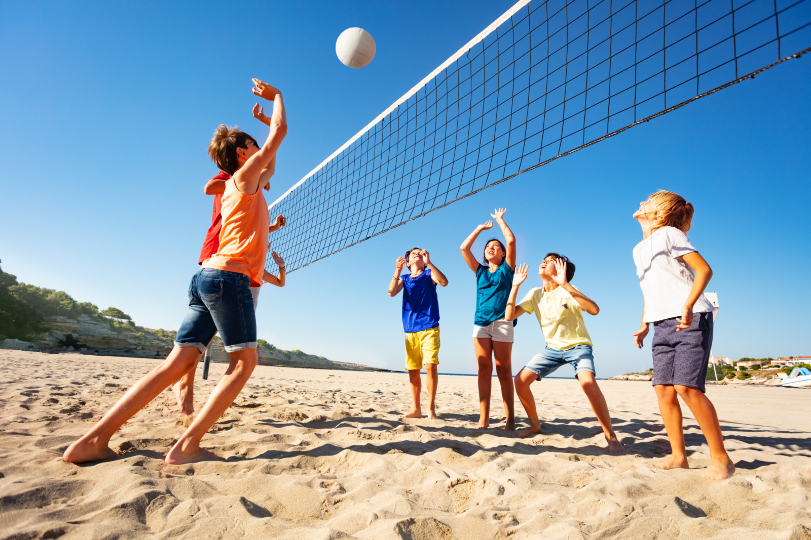Free Beach Volleyball for Kids (6+) at Bečići